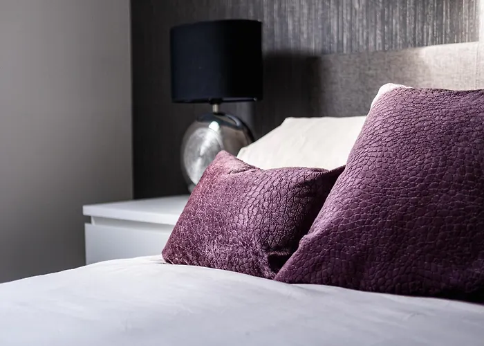Urban City Stay - Sja Stays - Modern 2 Bed Apartment